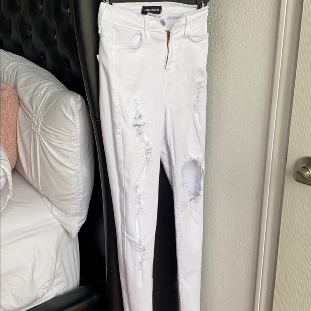 Selling white jeans